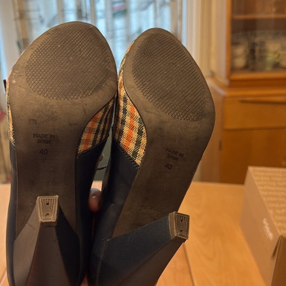 Anthropologie Lucky Penny Blue Plaid Lace-Up Women's Oxford Shoes. Size 9 - Picture 7 of 8